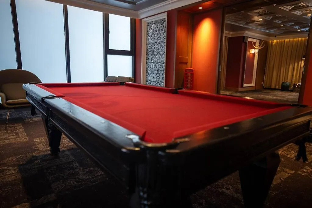 Apartment Penthouse At Poblacion - 200Mbs Net - 50In Tv - Awesome View Manila