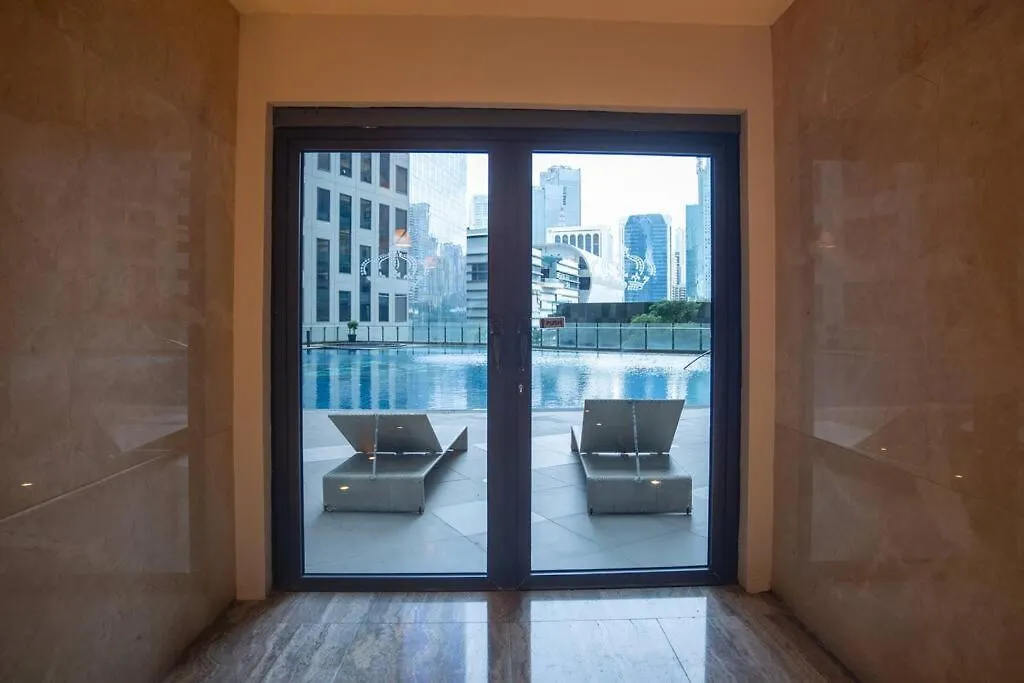 Penthouse At Poblacion - 200Mbs Net - 50In Tv - Awesome View Manila