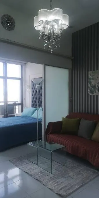 Penthouse At Poblacion - 200Mbs Net - 50In Tv - Awesome View Manila Apartment