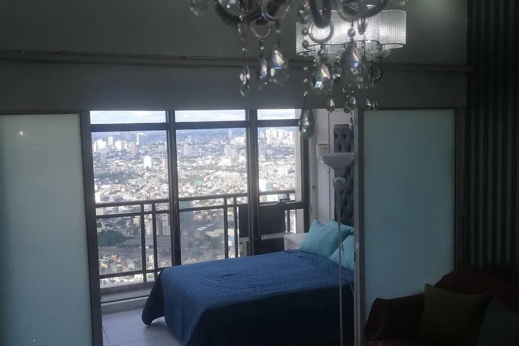 Penthouse At Poblacion - 200Mbs Net - 50In Tv - Awesome View Manila 0*,  Philippines