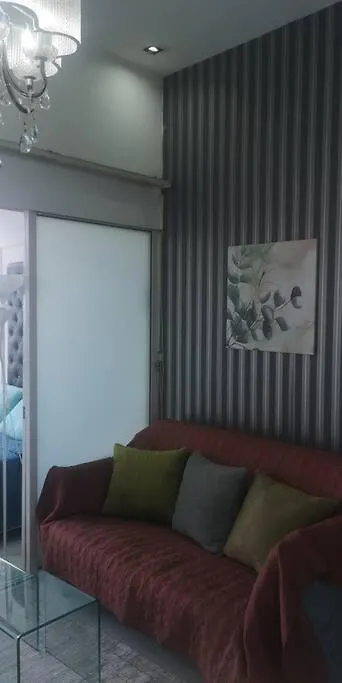 Apartment Penthouse At Poblacion - 200Mbs Net - 50In Tv - Awesome View Manila