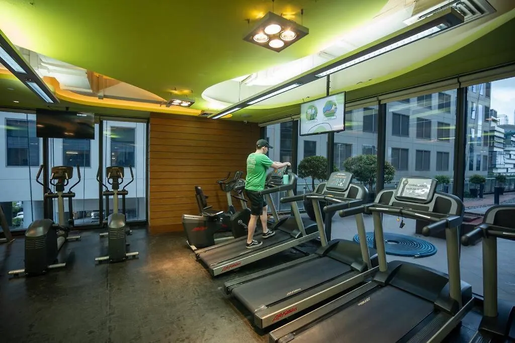 Penthouse At Poblacion - 200Mbs Net - 50In Tv - Awesome View Manila Apartment